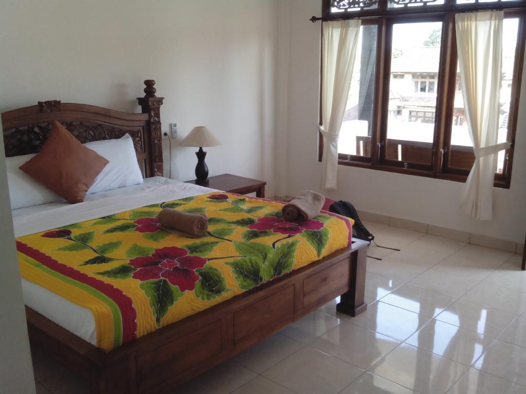 Puji Hostel And Bungalow Ubud Rum bild