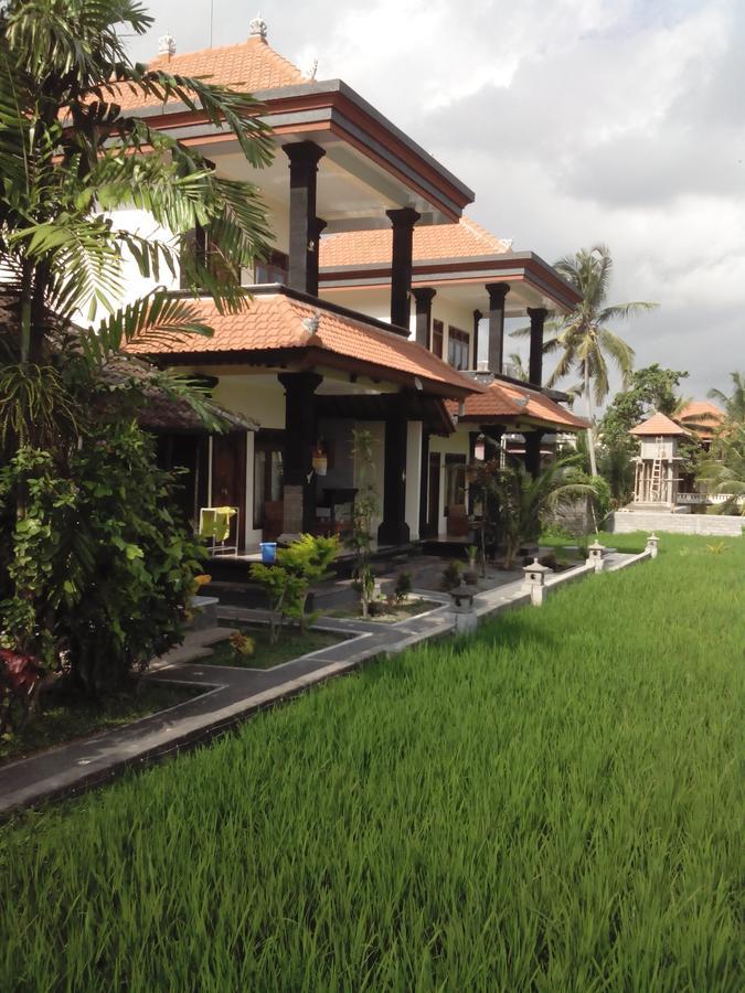 Puji Hostel And Bungalow Ubud Exteriör bild