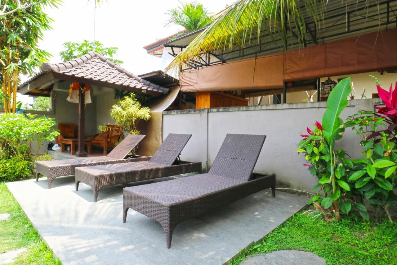 Puji Hostel And Bungalow Ubud Exteriör bild