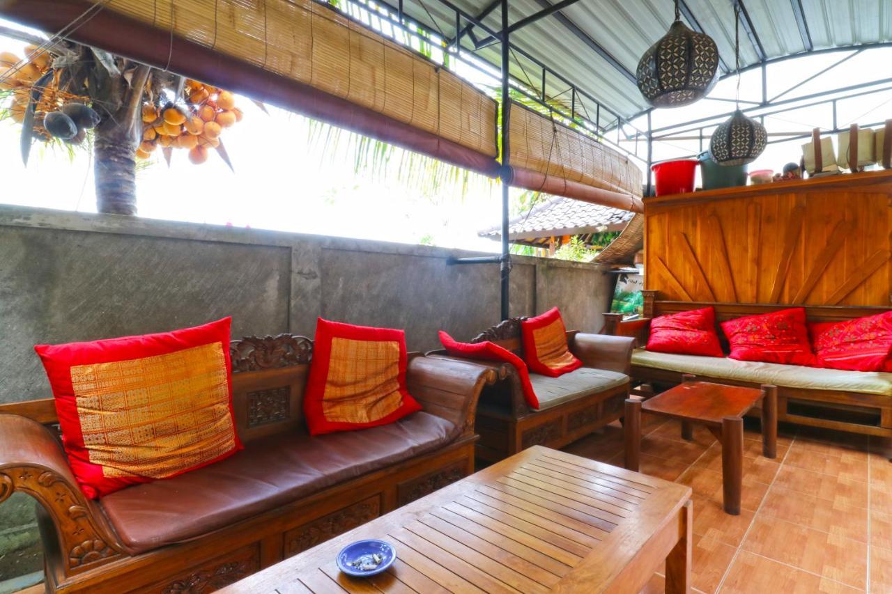 Puji Hostel And Bungalow Ubud Exteriör bild