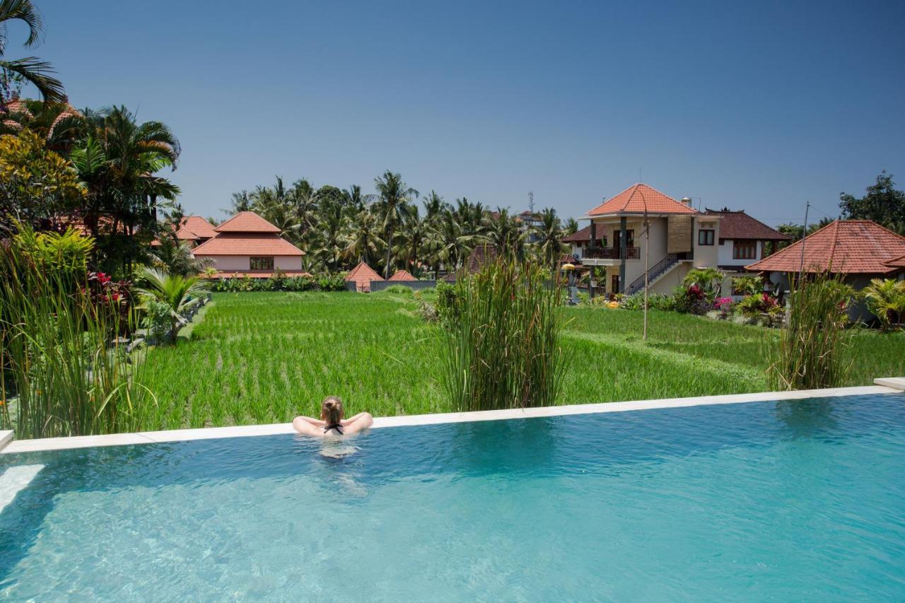 Puji Hostel And Bungalow Ubud Exteriör bild