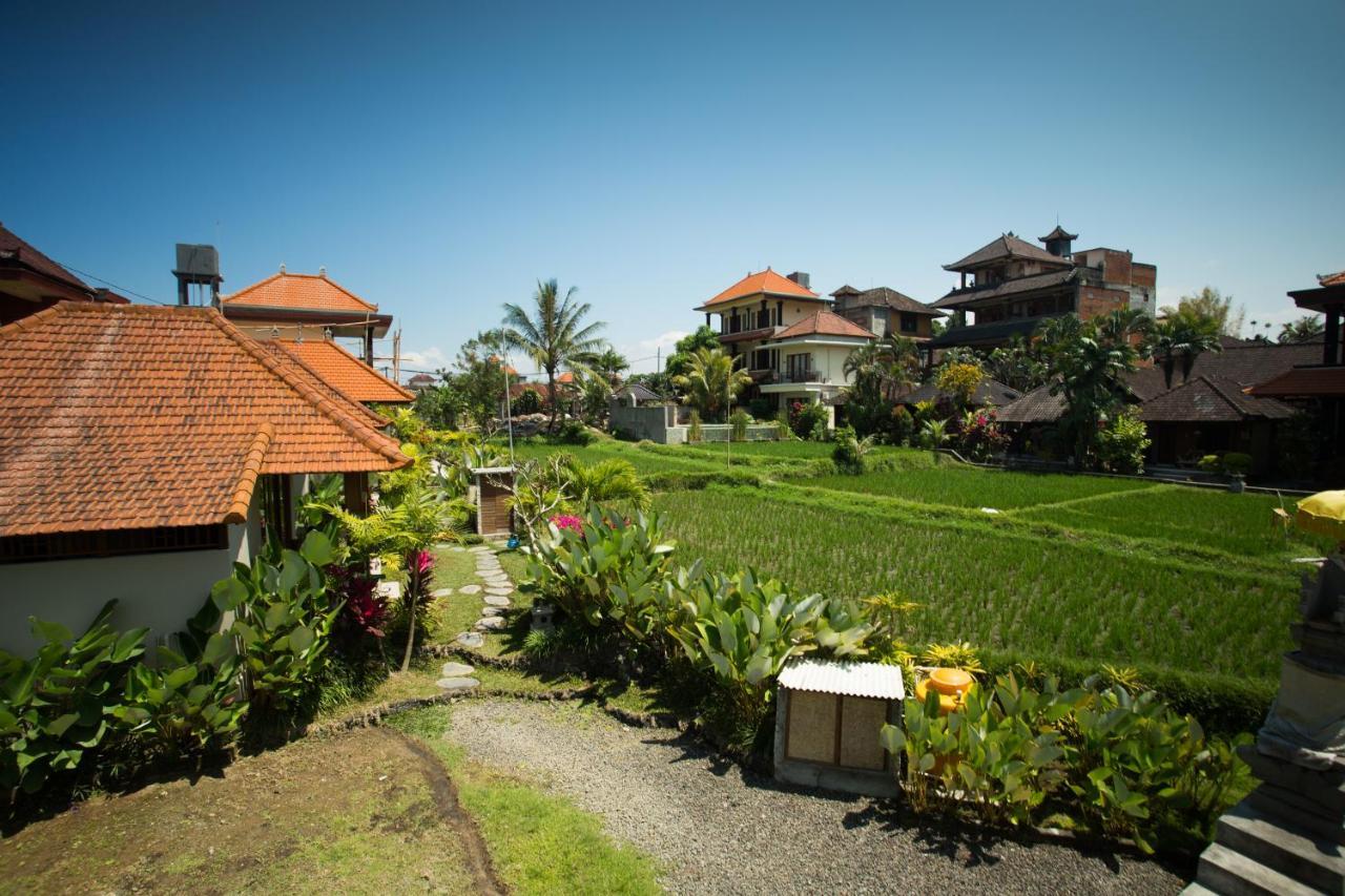 Puji Hostel And Bungalow Ubud Exteriör bild